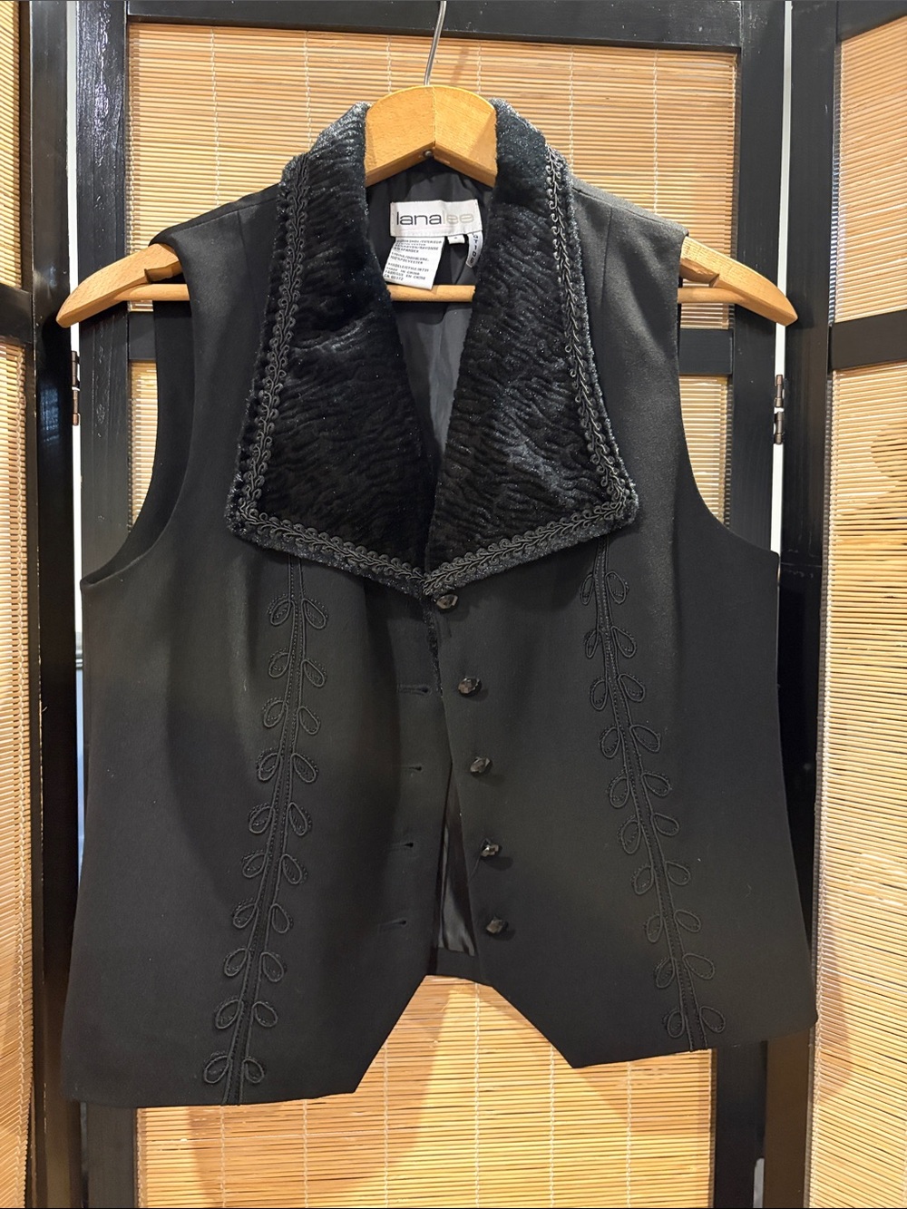 Vintage black vest with faux fur collar